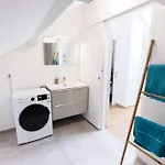 公寓 Near The Magic 6 Persons Apartment, 1 -minute Walk To Christmas Market!