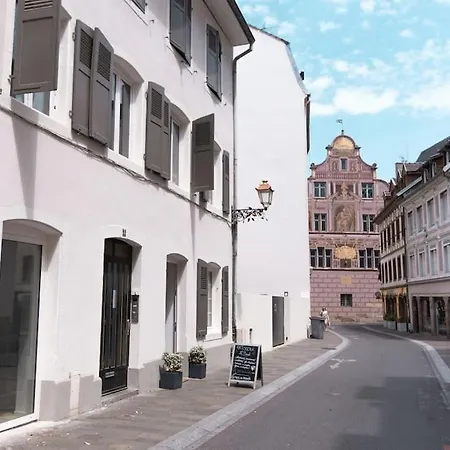 Apartment Near The Magic 6 Persons Apartment, 1 -minute Walk To Christmas Market! *