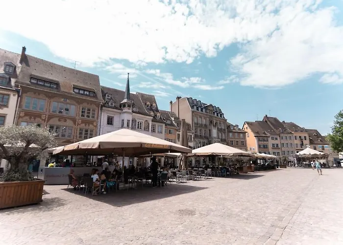 Near The Magic 6 Persons Apartment, 1 -minute Walk To Christmas Market!