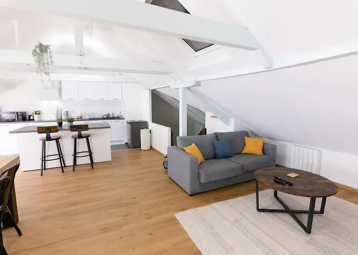Near The Magic 6 Persons Apartment, 1 -minute Walk To Christmas Market! Apartamento *